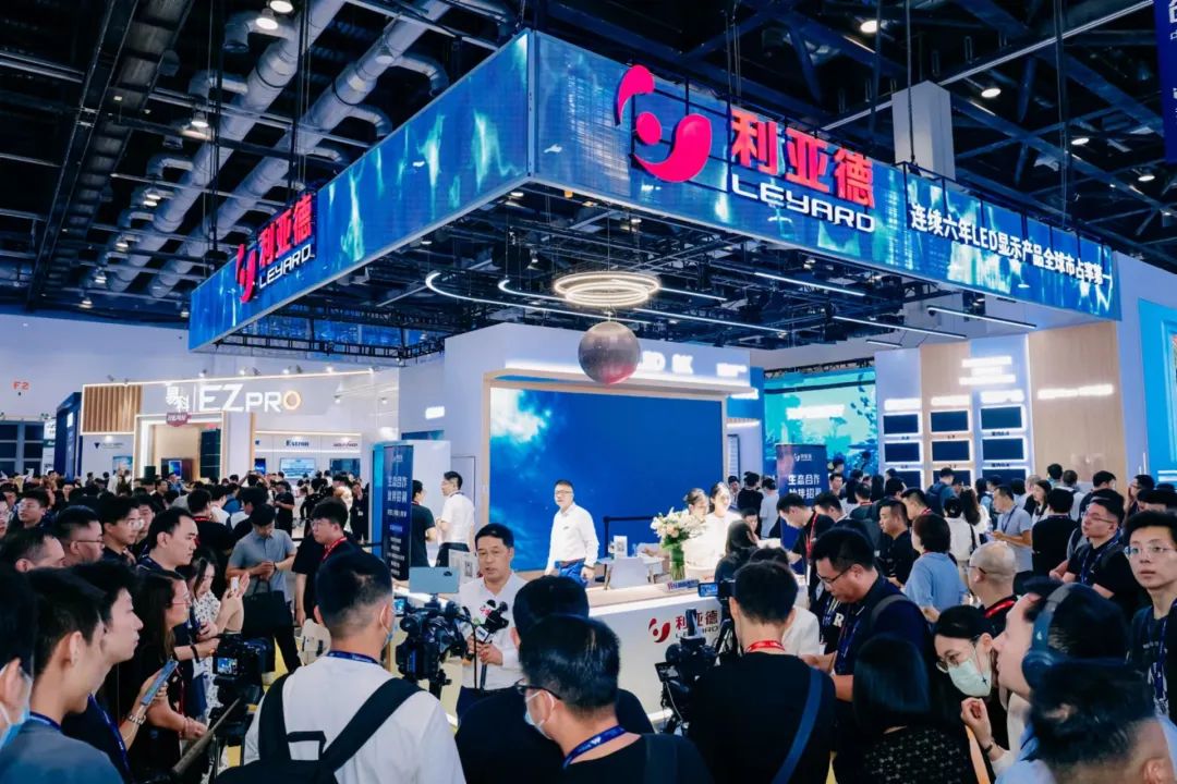 “AI+智能显示”引领未来 壹定发新品InfoComm展大放异彩