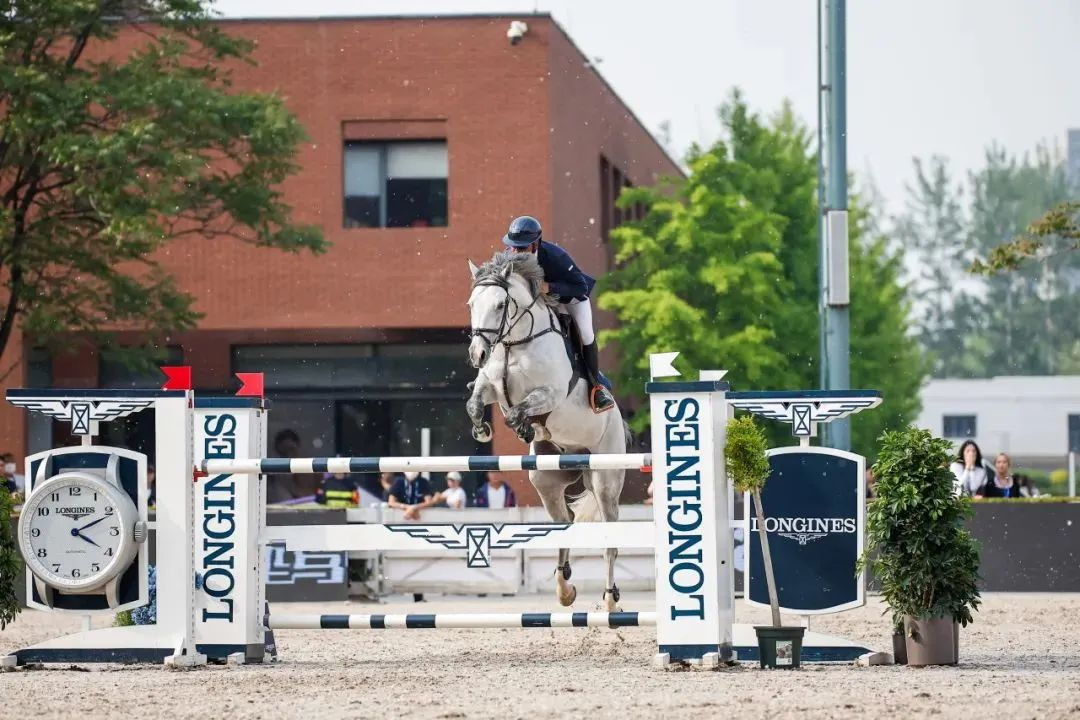 高清视界，，，，，，跃马扬鞭 | 壹定发助力2025国际马联园地障碍天下杯中国联赛